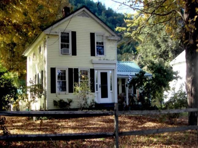 LakevilleA Meadow House住宿加早餐旅馆 外观 照片